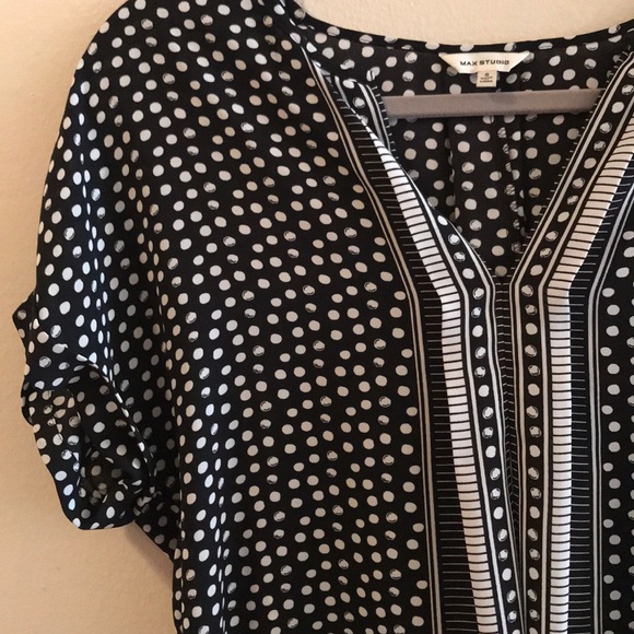 Max Studio Blouse, Worn a couple of times - Picture 1 of 4